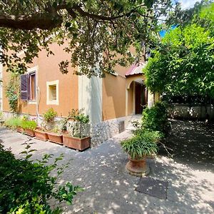 Los Mochileros hostel